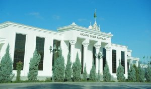 Aşgabat şäheriniň Berkararlyk etrabyna täze häkim bellenildi