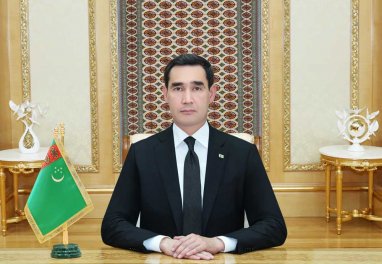 Türkmenistanyň Prezidenti Sloweniýanyň Prezidentini we halkyny gutlady